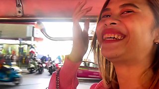 Innocent Thai teen amateur fuck on video