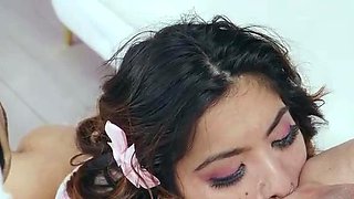 Cute brunette young hookup amateur teen blowjob