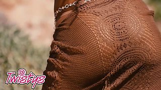 August Skye unwraps her cool bikini and commences to jiggle her bum before she goes skinny dipping by herself - twistys