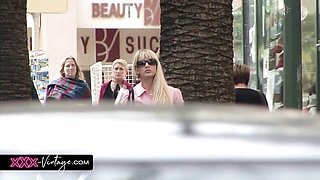 Big tits smut with appealing Lea Magic from XXX-Vintage