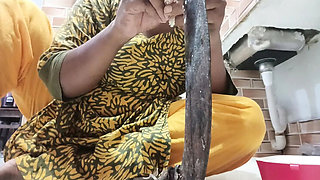 Desi Girl Hot Voice Story with Stepmom and Stepsister in Bengali Homemade