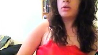 Quiet Sexy Amateur Fingers Herself to Orgasm on Webcam