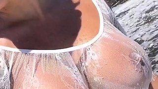 big boobs girl busty webcam nice