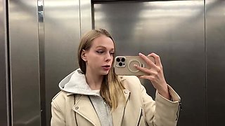 Morning Blowjob With Arisha Mills: Hard Sex Behind The Scenes POV