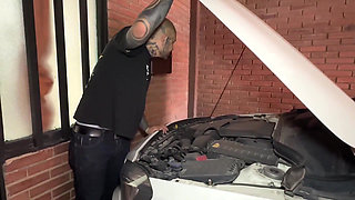 He Pays for the Repair of the Car with a Russian Between His Huge Tits