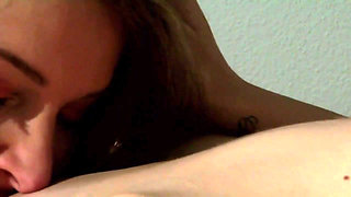 Young Lesbians Have Fun with Pussy Lickings